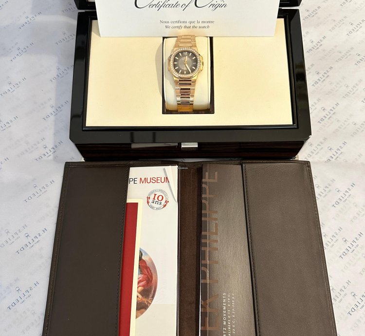 Patek Philippe Nautilus Lady 7010 Ros Gold Diamonds Service 2025 Brown Dial Full Set Germany 2011