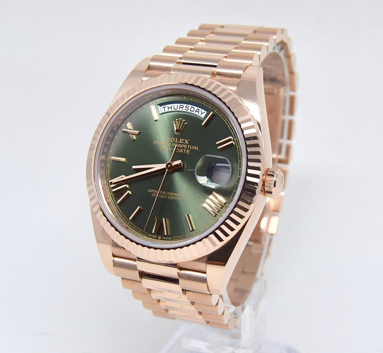 Rolex Day-date 40 Olive 228235 Box Papers 2022 New Unworn