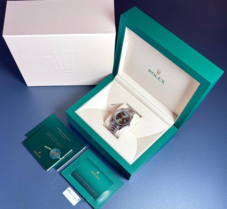 Rolex Day-date 40 Olive Dial