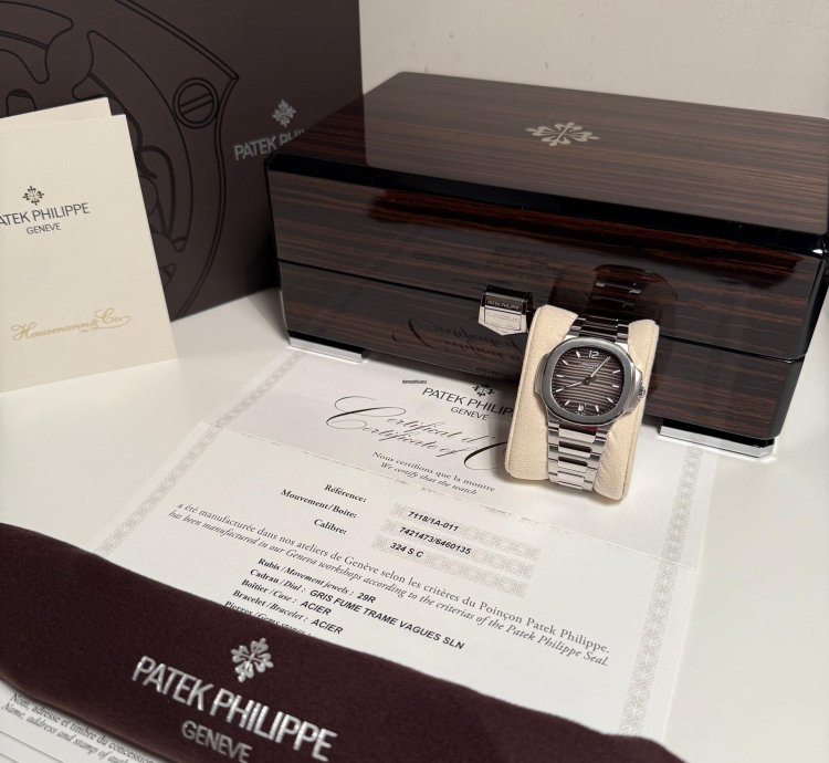 Patek Philippe Nautilus Lady Quadrante Antracite Full Set