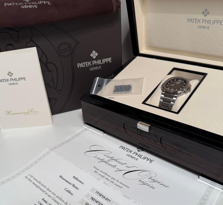 Patek Philippe Nautilus Lady Quadrante Antracite Full Set