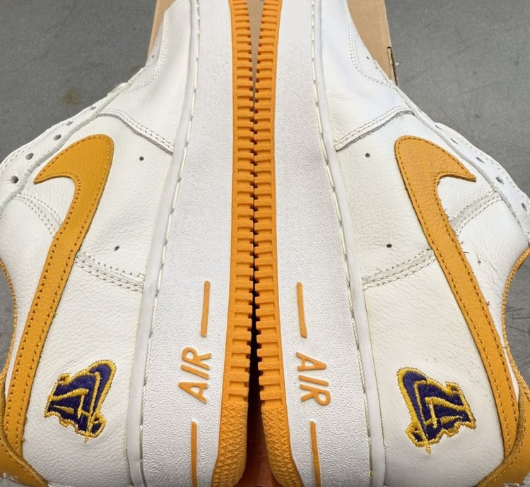 2002 Nike Air Force 1 Los Angeles Grade