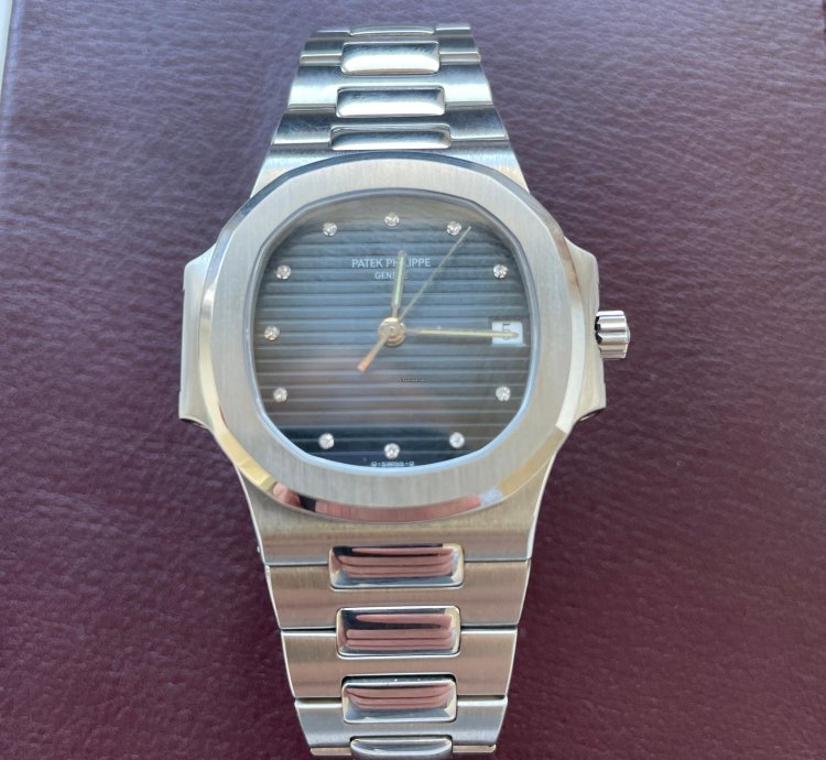 Patek Philippe Nautilus Like New Full Set