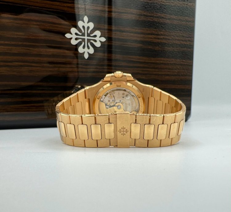 Patek Philippe Nautilus Limited Edition Asprey Nautilus With Baguette Diamond Dial And Bezel