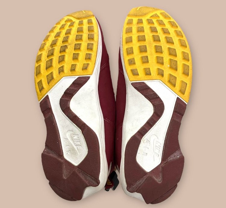 2003 Nike Air Huarache Light Usc