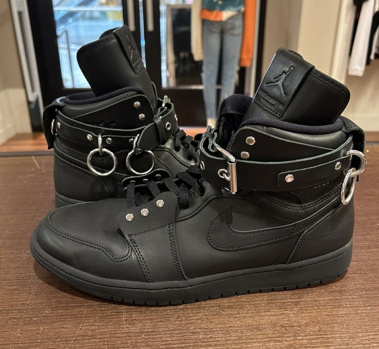 Jordan 1 Retro High Comme Des Garcons Black