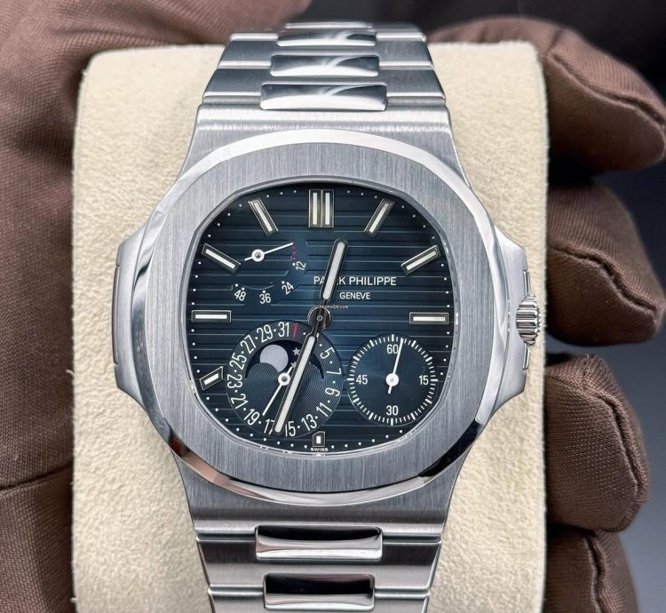 Patek Philippe Nautilus Mint Box Paper Collectible Geneva Seal