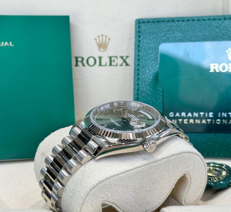 Rolex Day-date 40 Olive Green 2022 Full Set
