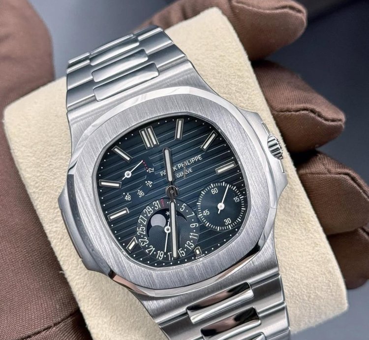 Patek Philippe Nautilus Mint Box Paper Collectible Geneva Seal