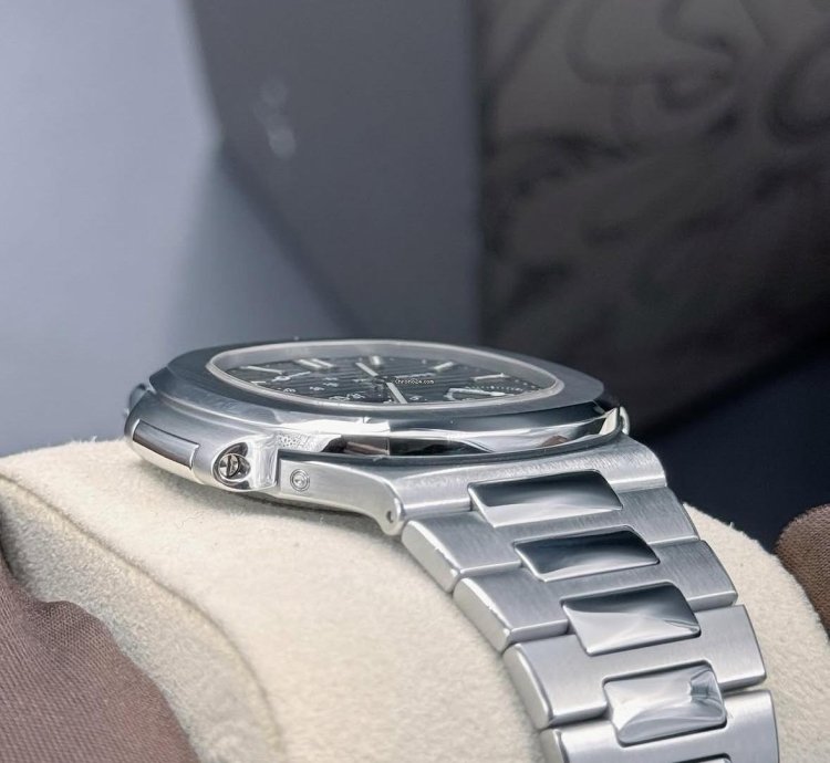 Patek Philippe Nautilus Mint Box Paper Collectible Geneva Seal