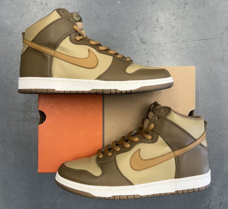 2003 Nike Dunk High Hay Maple Taupe