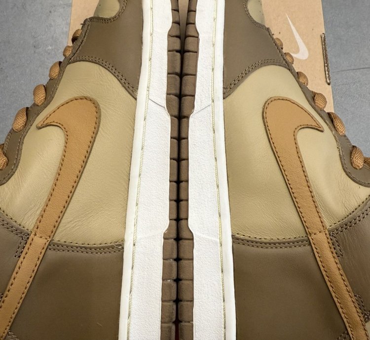 2003 Nike Dunk High Hay Maple Taupe