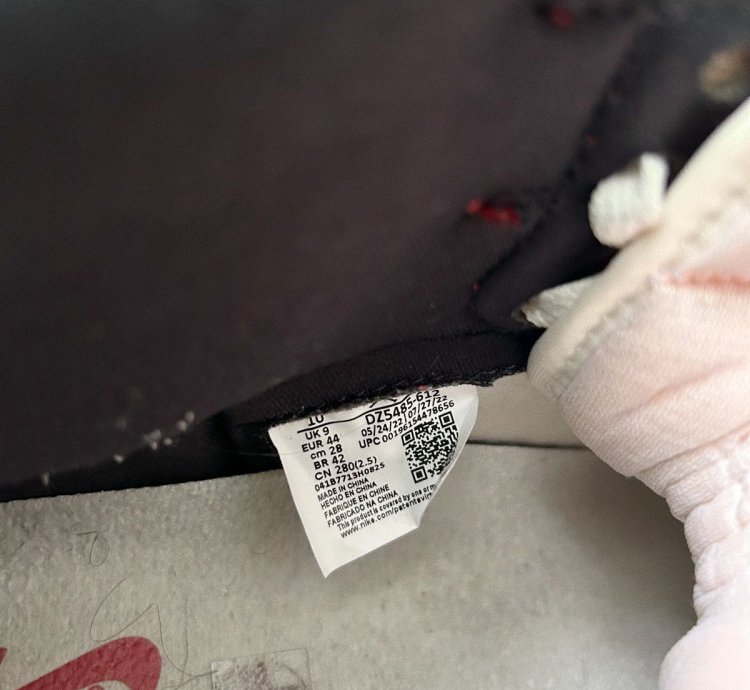 Jordan 1 Retro High Lost And Found