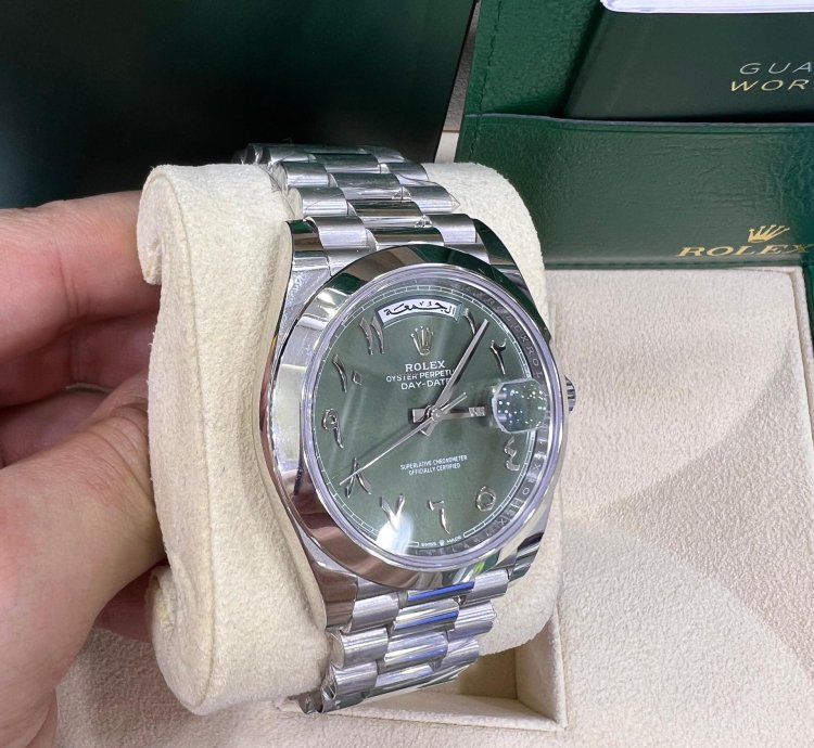 Rolex Day-date 40 Olive Green Dial Arabic Numerals Full Platinum