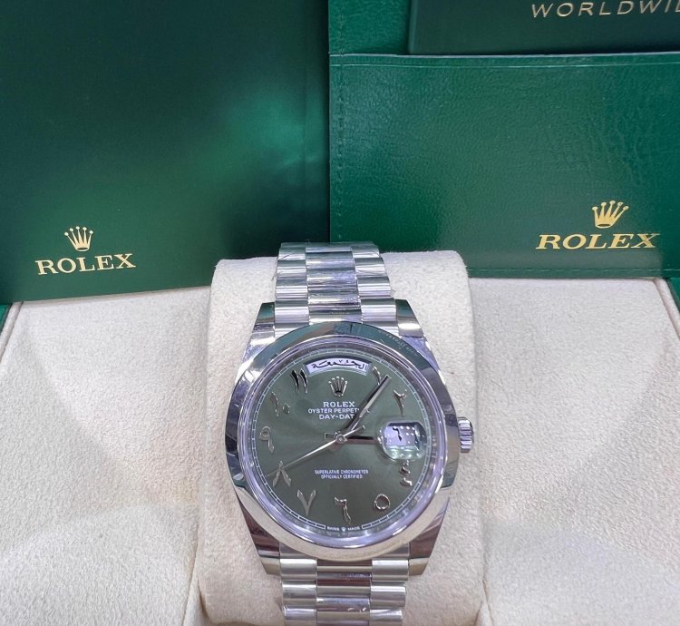 Rolex Day-date 40 Olive Green Dial Arabic Numerals Full Platinum