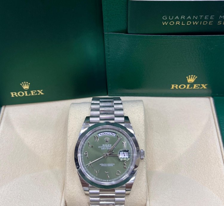 Rolex Day-date 40 Olive Green Dial Arabic Numerals Full Platinum