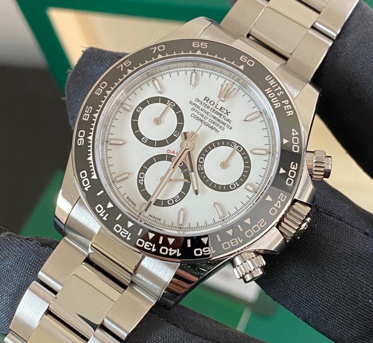 Rolex Daytona New 2024 Unworn Cosmograph Daytona Steel Panda 126500ln Complete Set