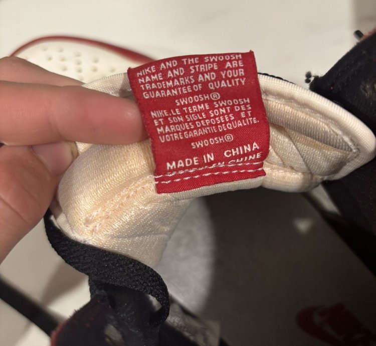 Jordan 1 Retro High Og Chicago Lost And Found