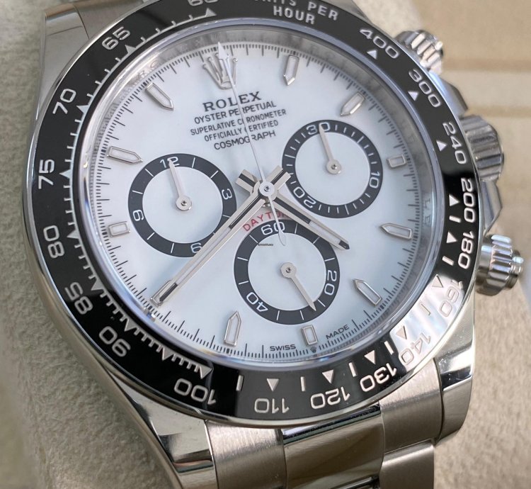 Rolex Daytona New 2024 Unworn Cosmograph Daytona Steel Panda 126500ln Complete Set