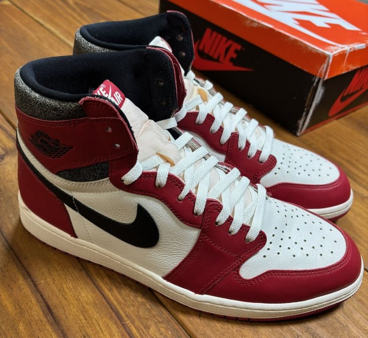 Jordan 1 Retro High Og Chicago Lost Found