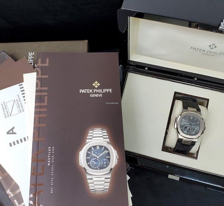 Patek Philippe Nautilus Moon Phase 40mm Grey White Gold 5712g-001 Box Papers