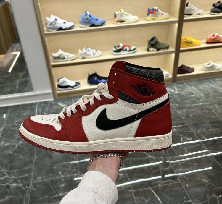 Jordan 1 Retro High Og Lost And Found