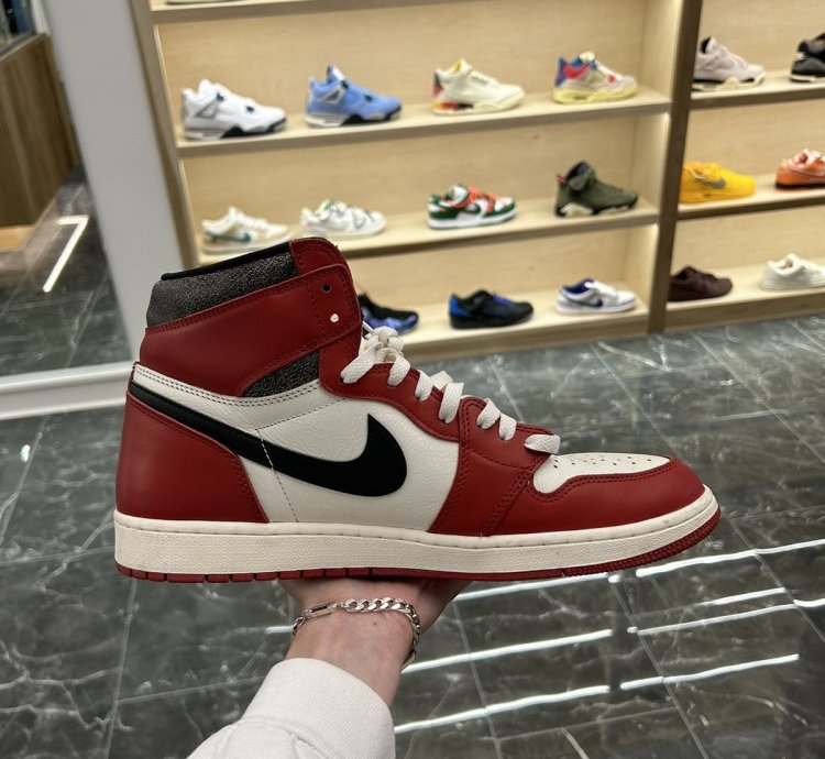 Jordan 1 Retro High Og Lost And Found