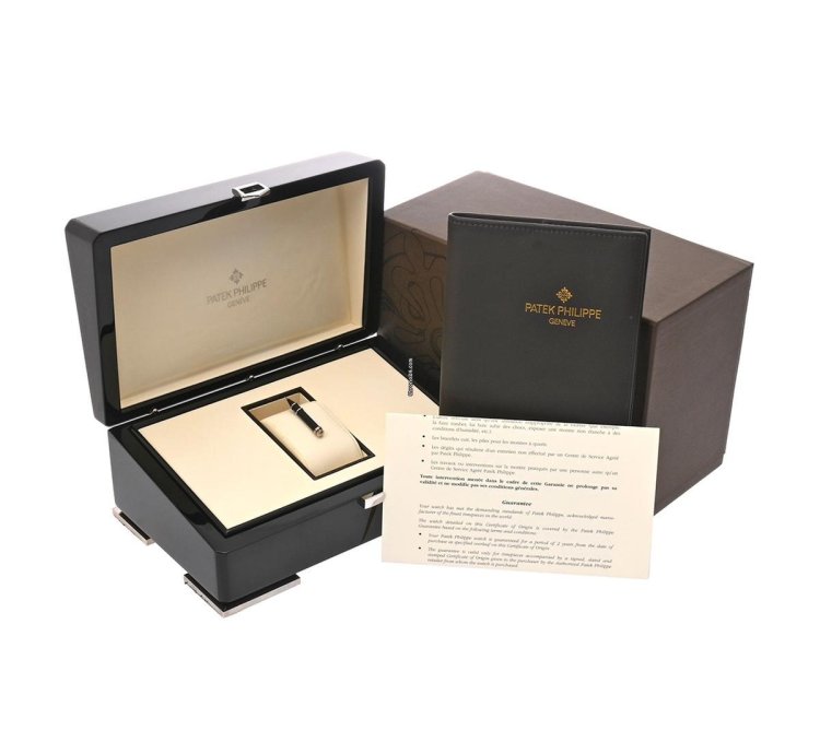 Patek Philippe Nautilus Moon Phase 5712g-001 Belt Not Included