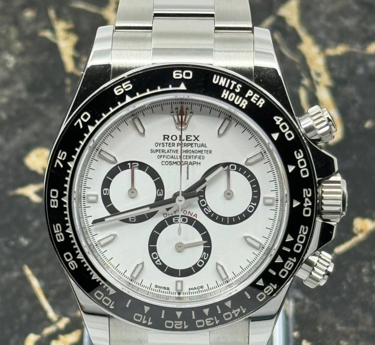Rolex Daytona New 2025 - Panda - White Dial - 126500ln