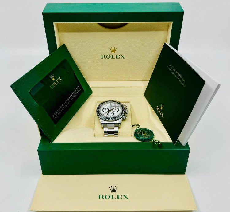 Rolex Daytona New 2025 - Panda - White Dial - 126500ln