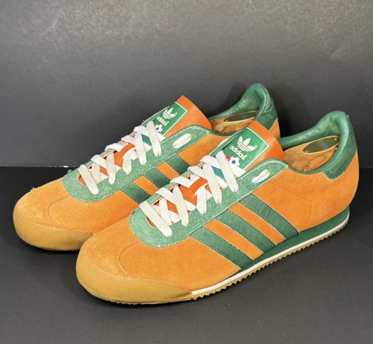 2004 Vintage Adidas Espana 82 Kick Orange Green