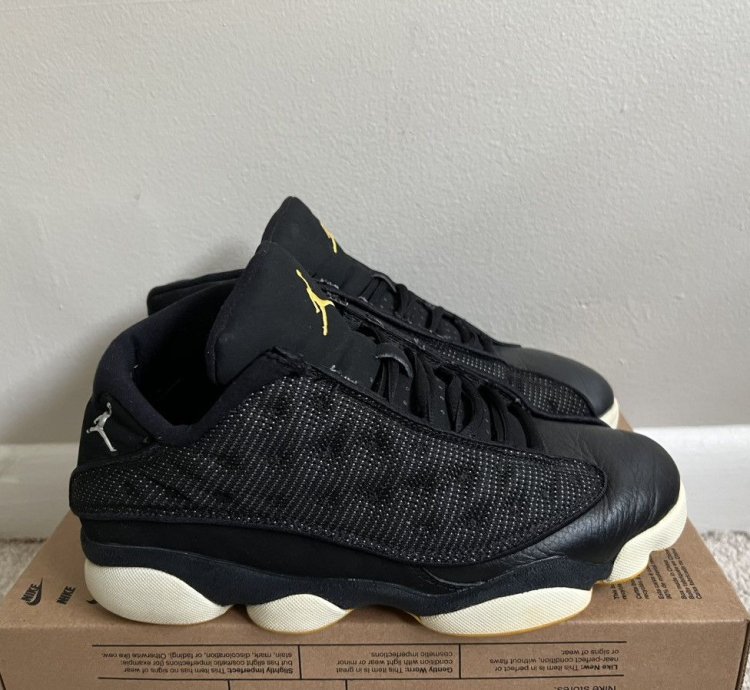 2005 Air Jordan 13 Retro Low Varsity Maize Size 8 310810-001