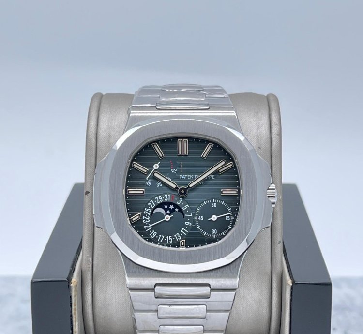 Patek Philippe Nautilus Moonphase Dec 2011