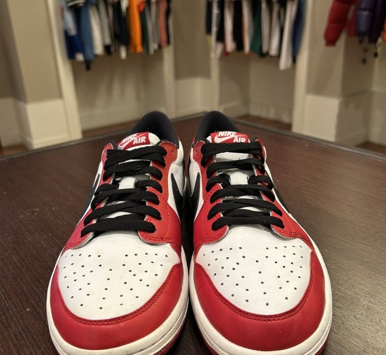 Jordan 1 Retro Low Chicago 2016