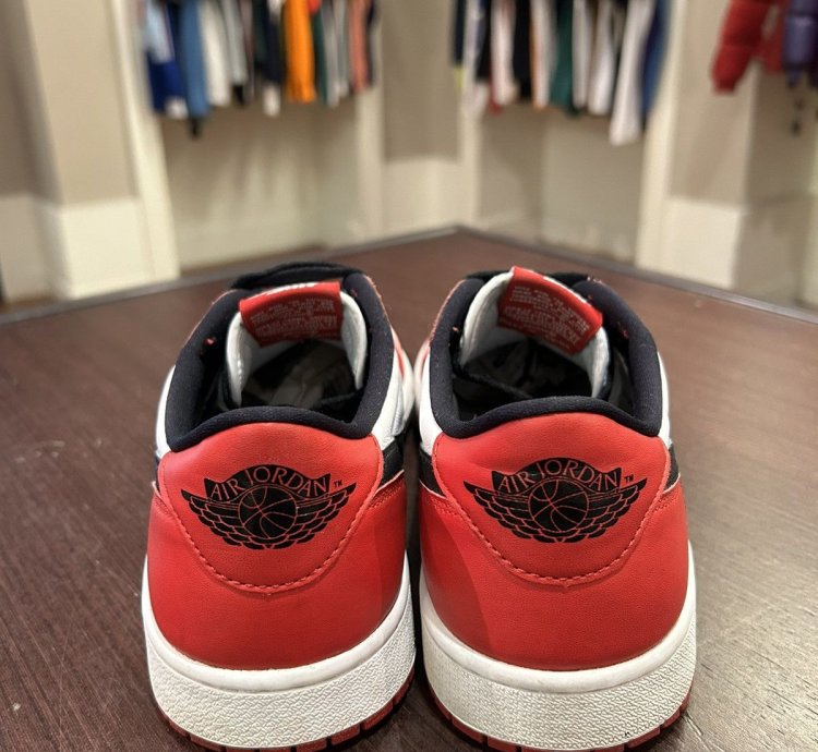 Jordan 1 Retro Low Chicago 2016