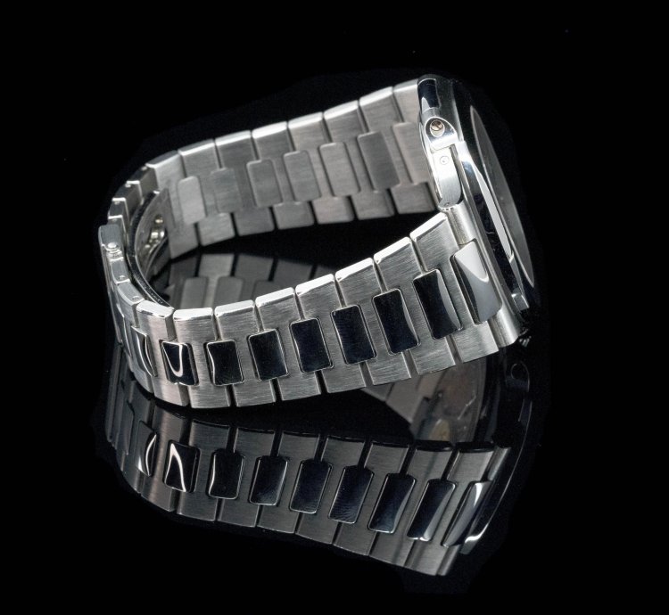 Patek Philippe Nautilus Moonphase Steel Blue Dial