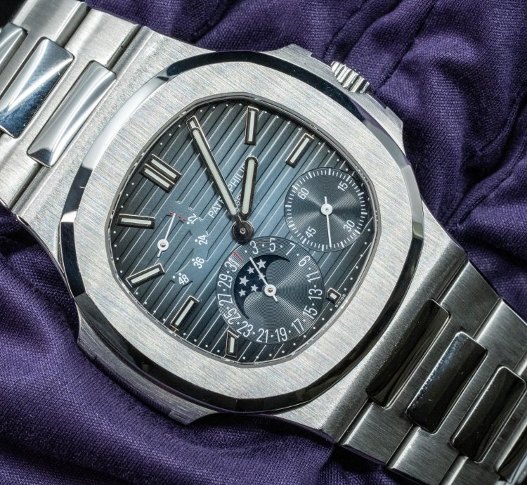 Patek Philippe Nautilus Moonphase Steel Blue Dial