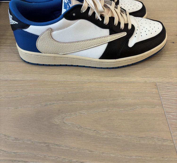 Jordan 1 Retro Low Og Sp Fragment Travis Scott