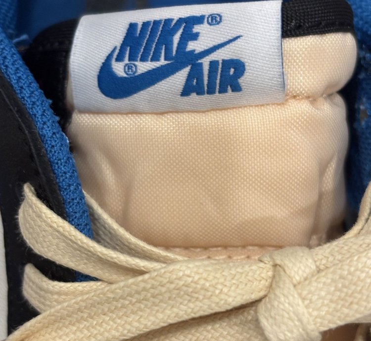 Jordan 1 Retro Low Og Sp Fragment Travis Scott