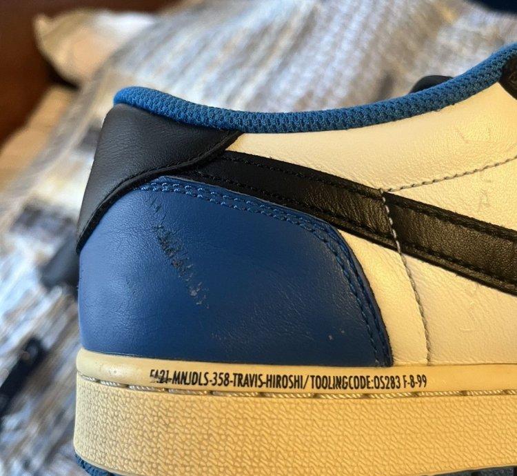 Jordan 1 Retro Low Og Sp Fragment Travis Scott