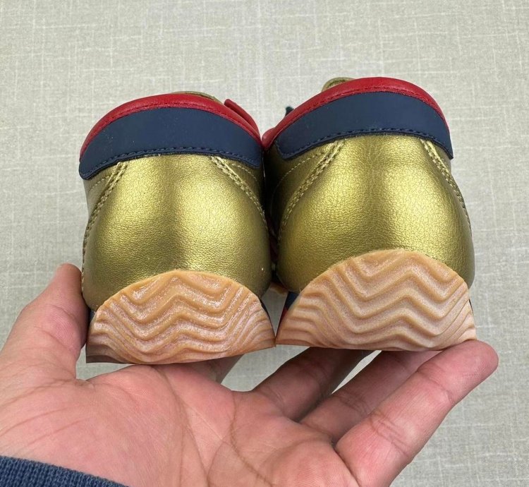 2006 Adidas Country 73 Gold Women 9