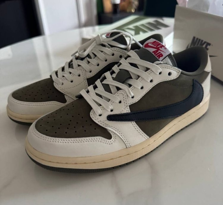 Jordan 1 Retro Low Og Sp Travis Scott Medium Olive