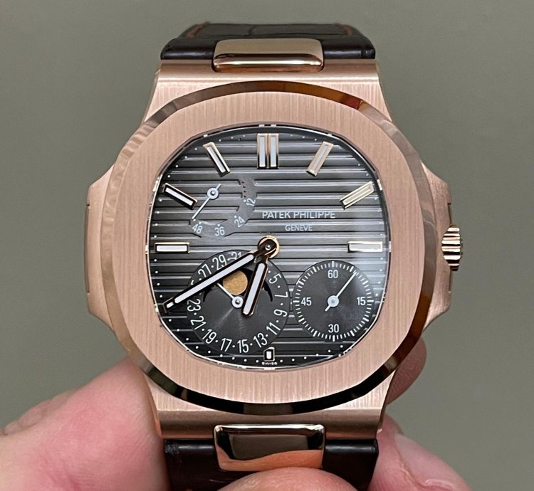 Patek Philippe Nautilus Oro Rosa Rose Gold Moonphases Fasi Luna