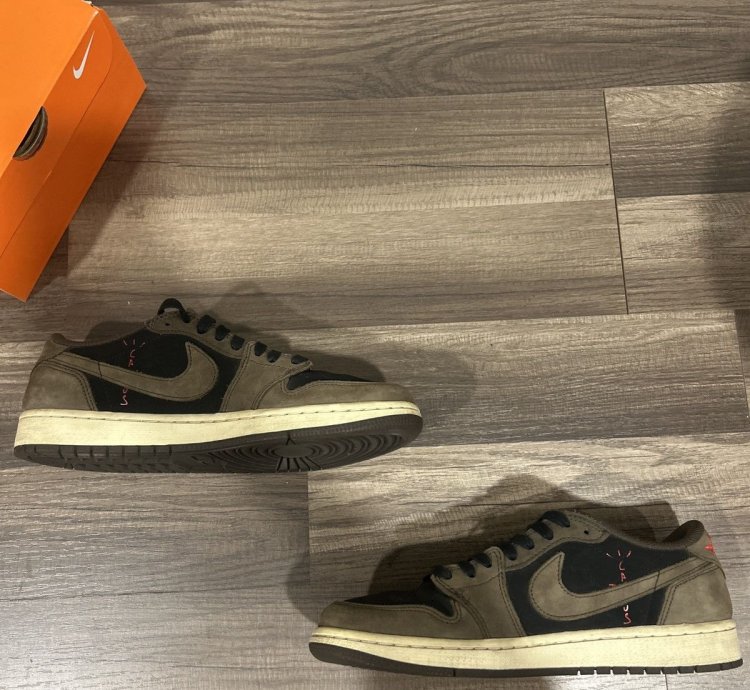 Jordan 1 Retro Low Og Sp Travis Scott Mocha