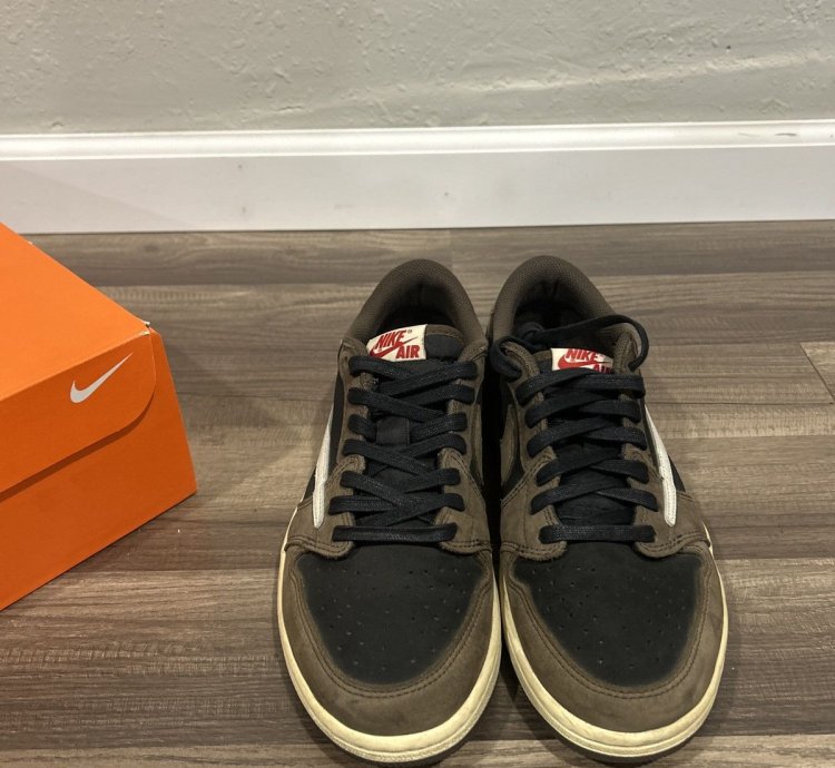 Jordan 1 Retro Low Og Sp Travis Scott Mocha