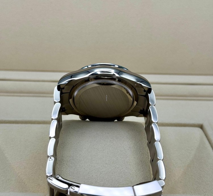 Rolex Daytona New 2025 Cosmograph Daytona 40mm 126579rbr White Gold Mother Of Pearl Diamond Dial