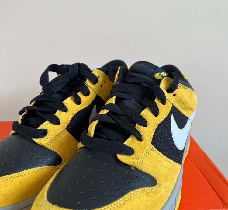 2006 Low Top Dunks In Varsity Maize