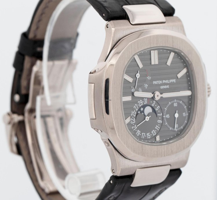 Patek Philippe Nautilus Papers Nautilus Gray Moon Phase 18k White Gold 5712g-001 Box