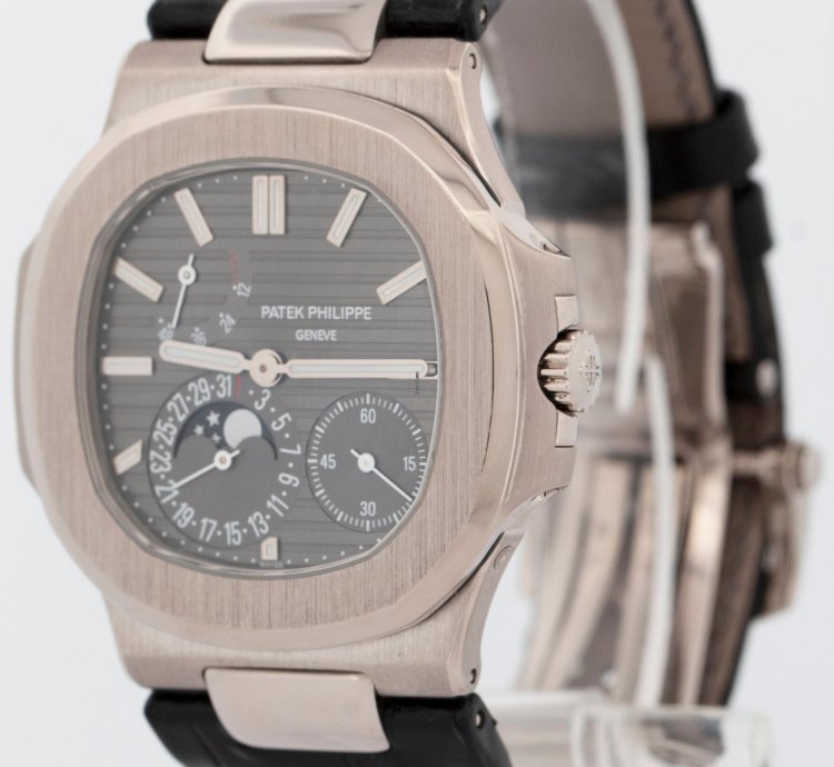 Patek Philippe Nautilus Papers Nautilus Gray Moon Phase 18k White Gold 5712g-001 Box