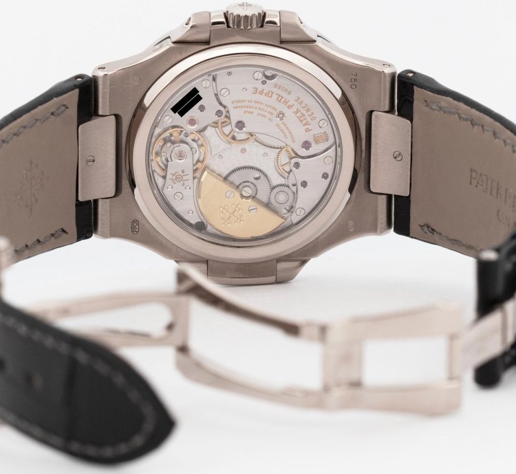 Patek Philippe Nautilus Papers Nautilus Gray Moon Phase 18k White Gold 5712g-001 Box